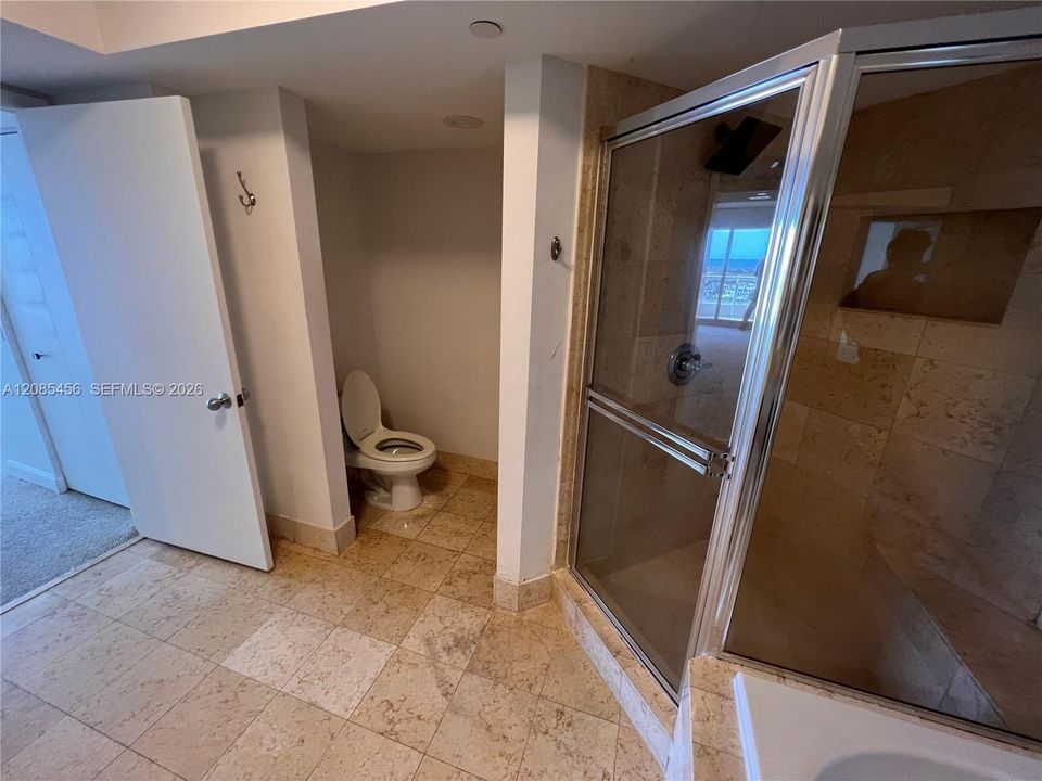For Rent: $5,500 (3 beds, 2 baths, 1775 Square Feet)