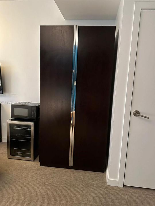 Suite B