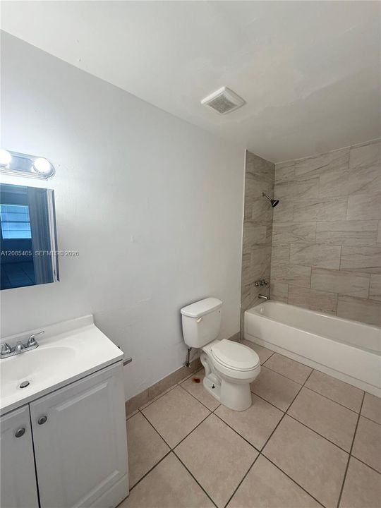 В аренду: $1,550 (1 спален, 1 ванн, 119142 Квадратных фут)