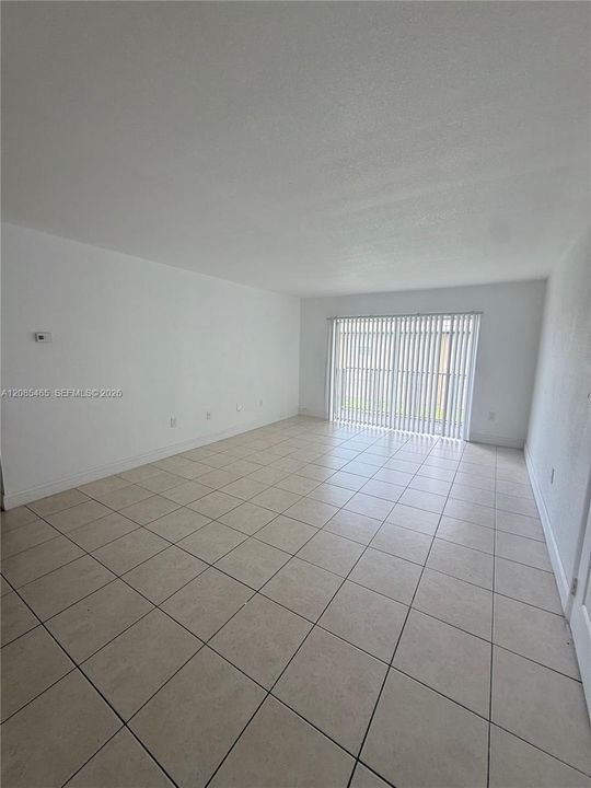 В аренду: $1,550 (1 спален, 1 ванн, 119142 Квадратных фут)