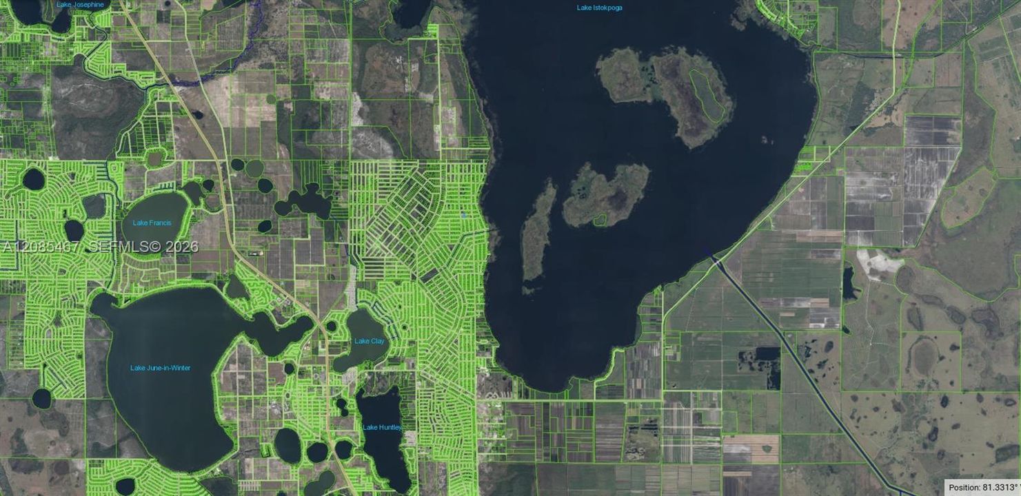На продажу: $8,900 (0.26 acres)