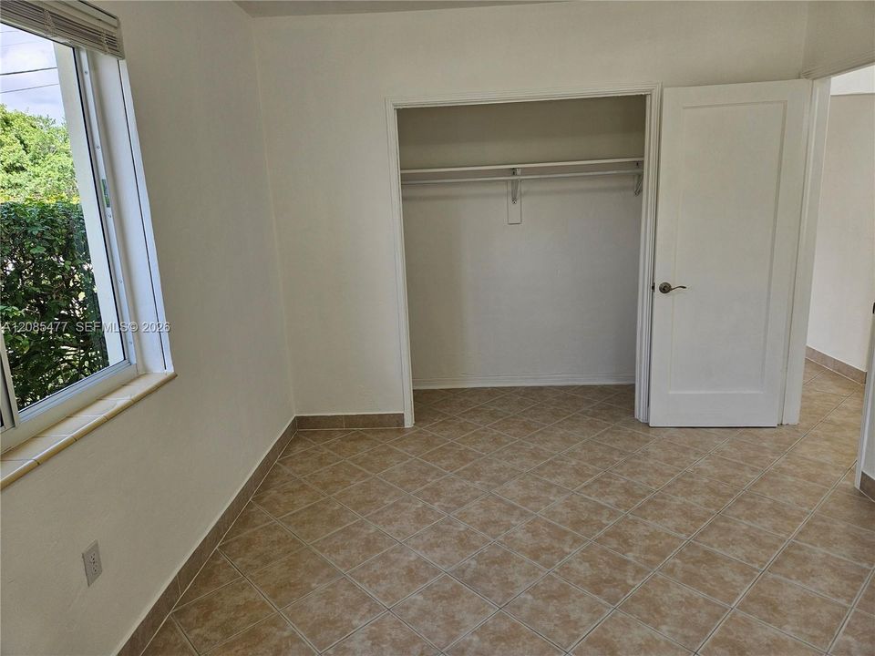 В аренду: $2,450 (2 спален, 1 ванн, 816 Квадратных фут)