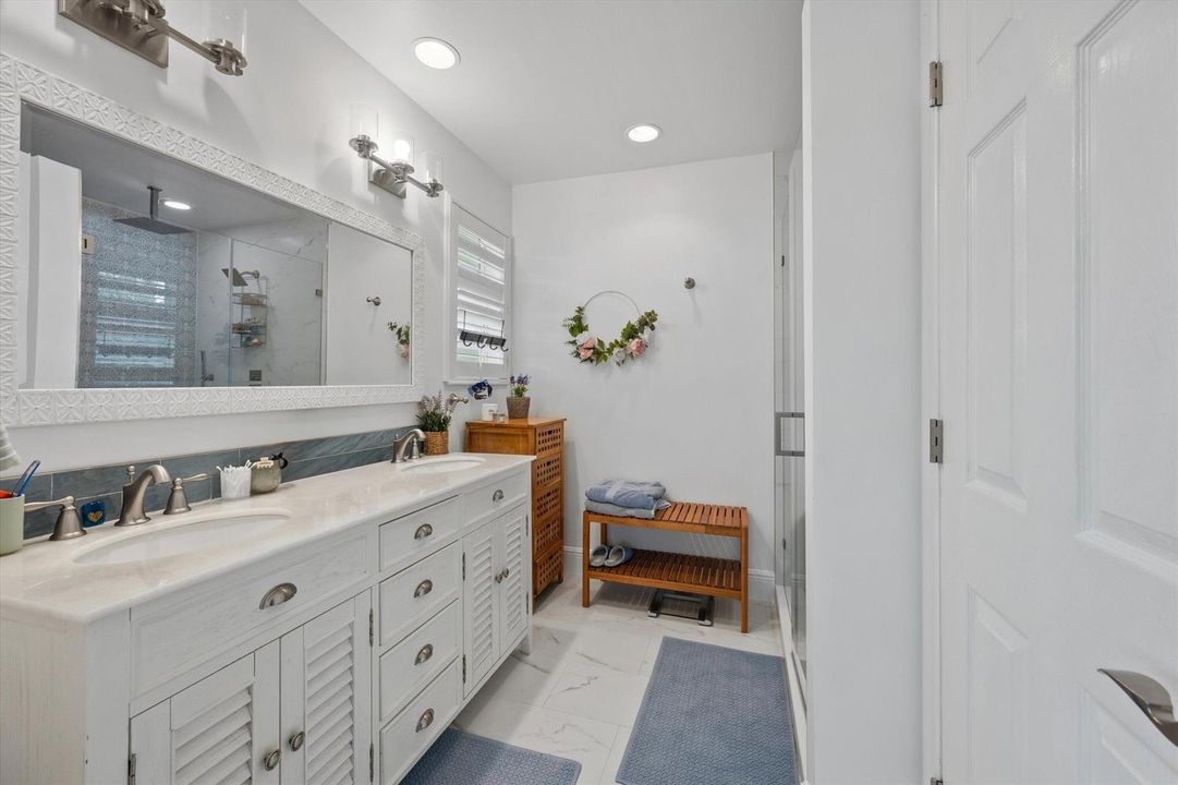 Upstairs Primary Bathroom