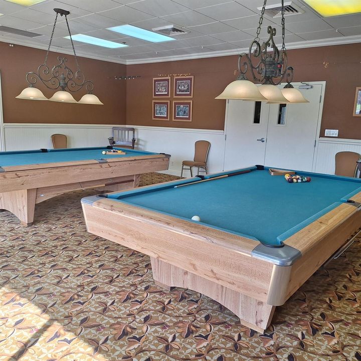 billiards room (2)