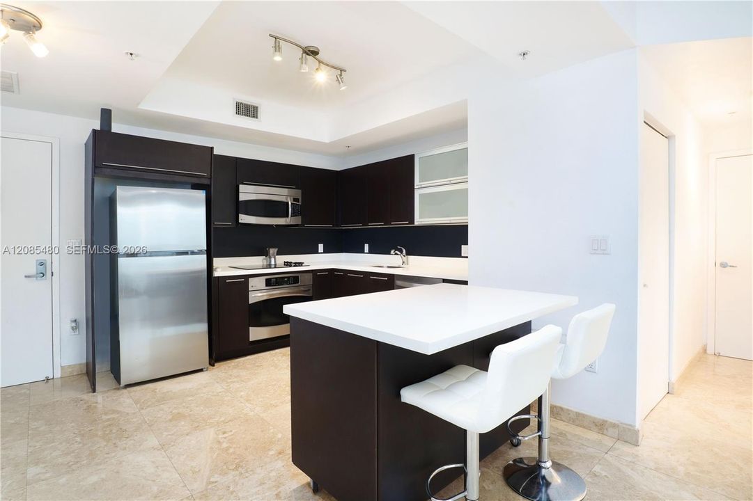 En Venta: $533,000 (2 camas, 2 baños, 1129 Pies cuadrados)