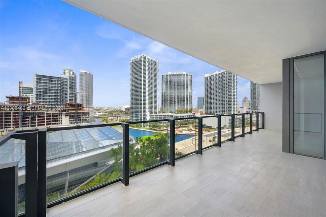 For Rent: $5,750 (2 beds, 2 baths, 1193 Square Feet)