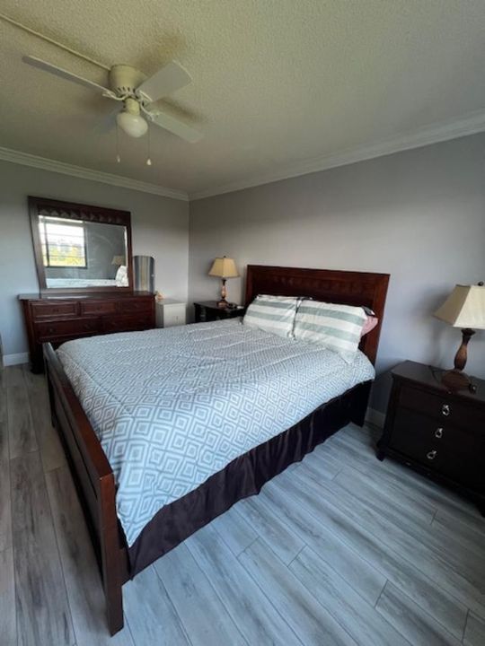 Master Bedroom2