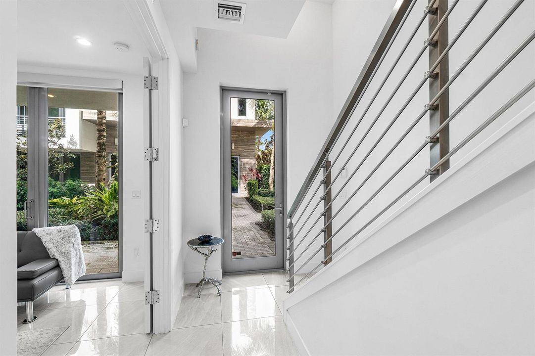 005-4053Northwest17thWay-BocaRaton-FL-33