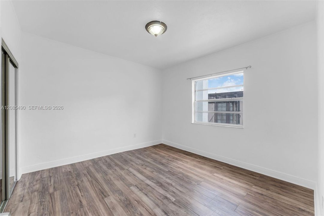 В аренду: $2,500 (2 спален, 1 ванн, 2610 Квадратных фут)