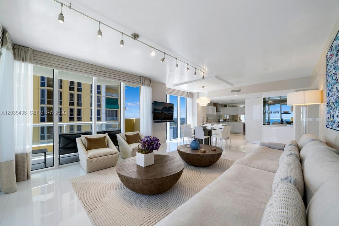 For Sale: $5,199,000 (4 beds, 4 baths, 2736 Square Feet)