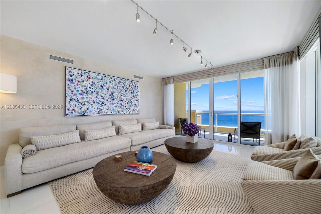 For Sale: $5,199,000 (4 beds, 4 baths, 2736 Square Feet)