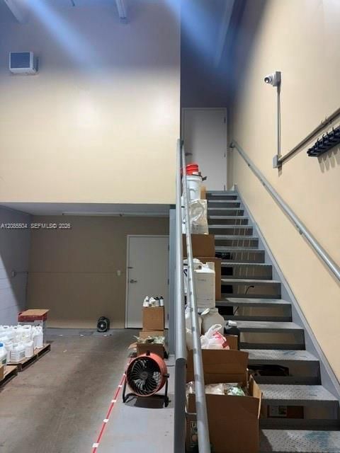 В аренду: $3,600 (0 спален, 0 ванн, 0 Квадратных фут)