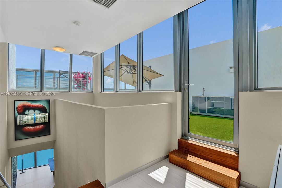 В аренду: $24,500 (3 спален, 2 ванн, 2888 Квадратных фут)