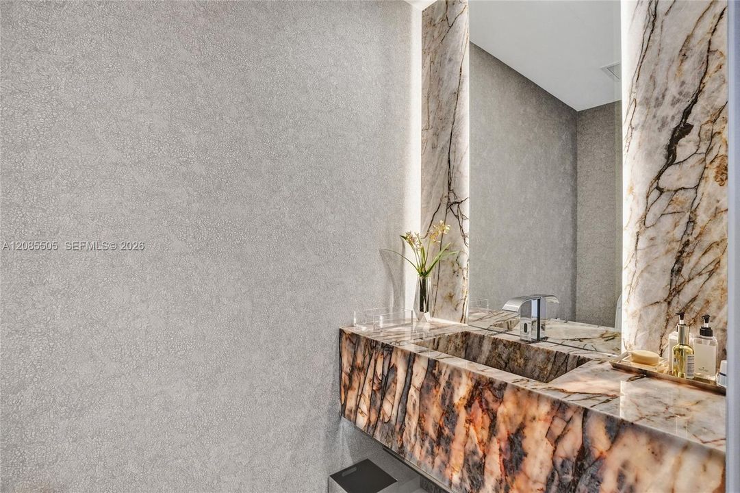 В аренду: $24,500 (3 спален, 2 ванн, 2888 Квадратных фут)