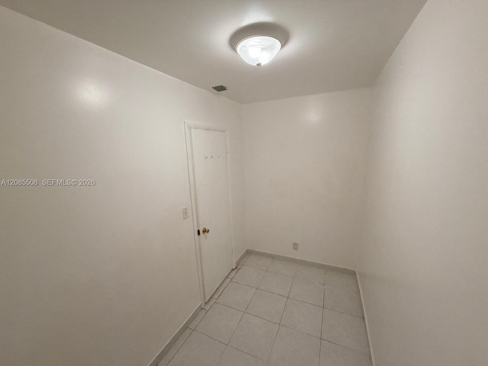 En Renta: $2,800 (3 camas, 2 baños, 1680 Pies cuadrados)