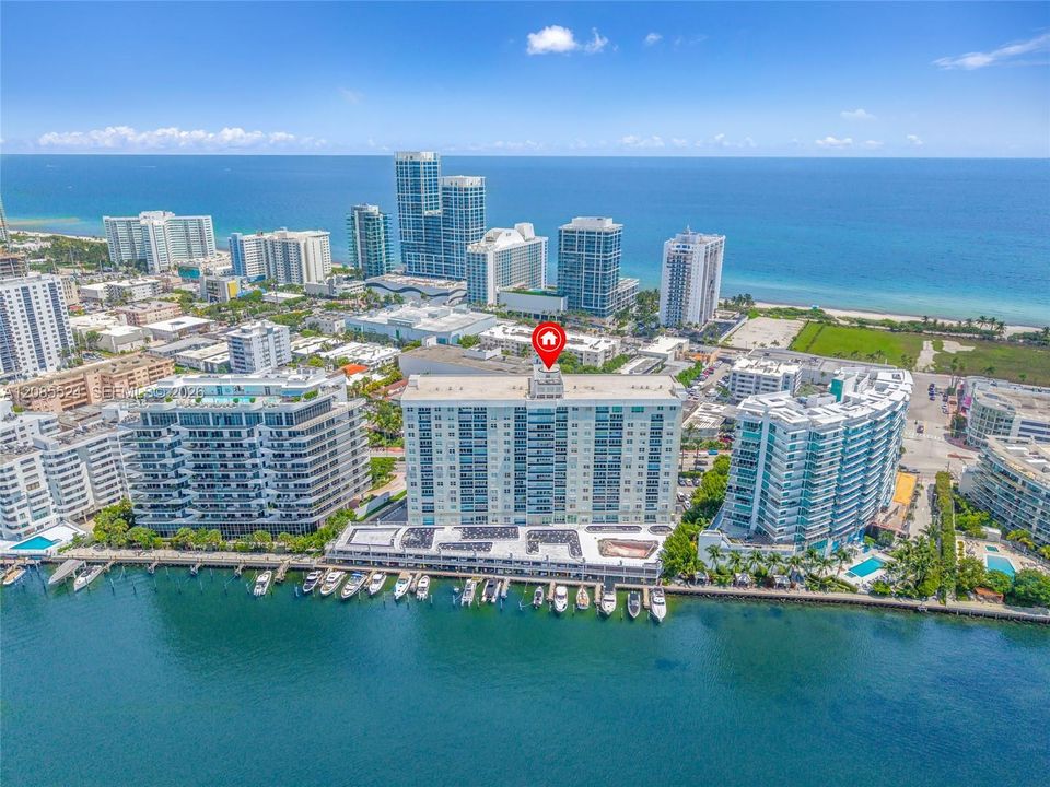 For Sale: $599,000 (2 beds, 2 baths, 1326 Square Feet)