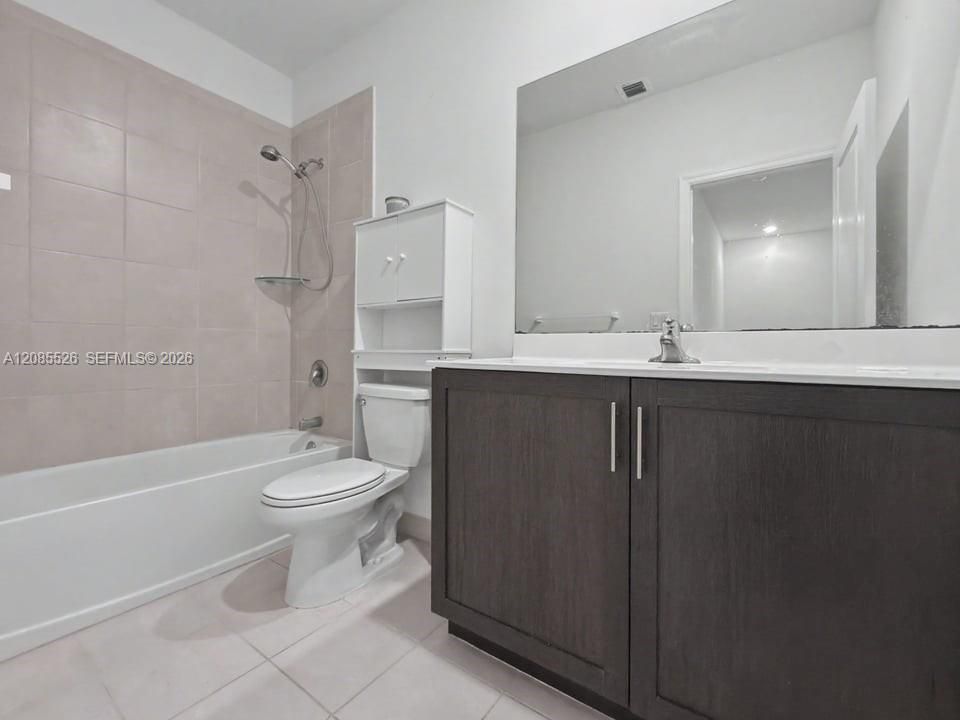 На продажу: $375,000 (3 спален, 2 ванн, 1612 Квадратных фут)