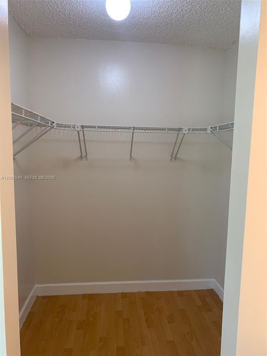 For Rent: $2,750 (2 beds, 2 baths, 1246 Square Feet)