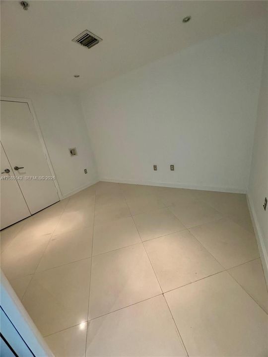 В аренду: $3,350 (1 спален, 1 ванн, 951 Квадратных фут)