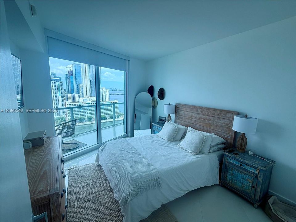 В аренду: $3,350 (1 спален, 1 ванн, 951 Квадратных фут)