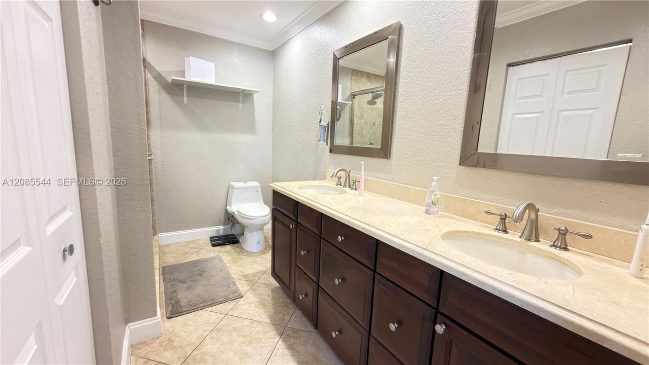 Double Sink Vanity