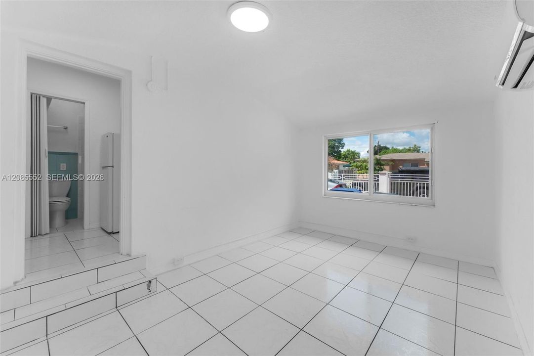 В аренду: $1,500 (1 спален, 1 ванн, 2711 Квадратных фут)