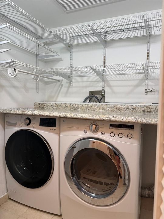 En Renta: $2,975 (1 camas, 1 baños, 760 Pies cuadrados)
