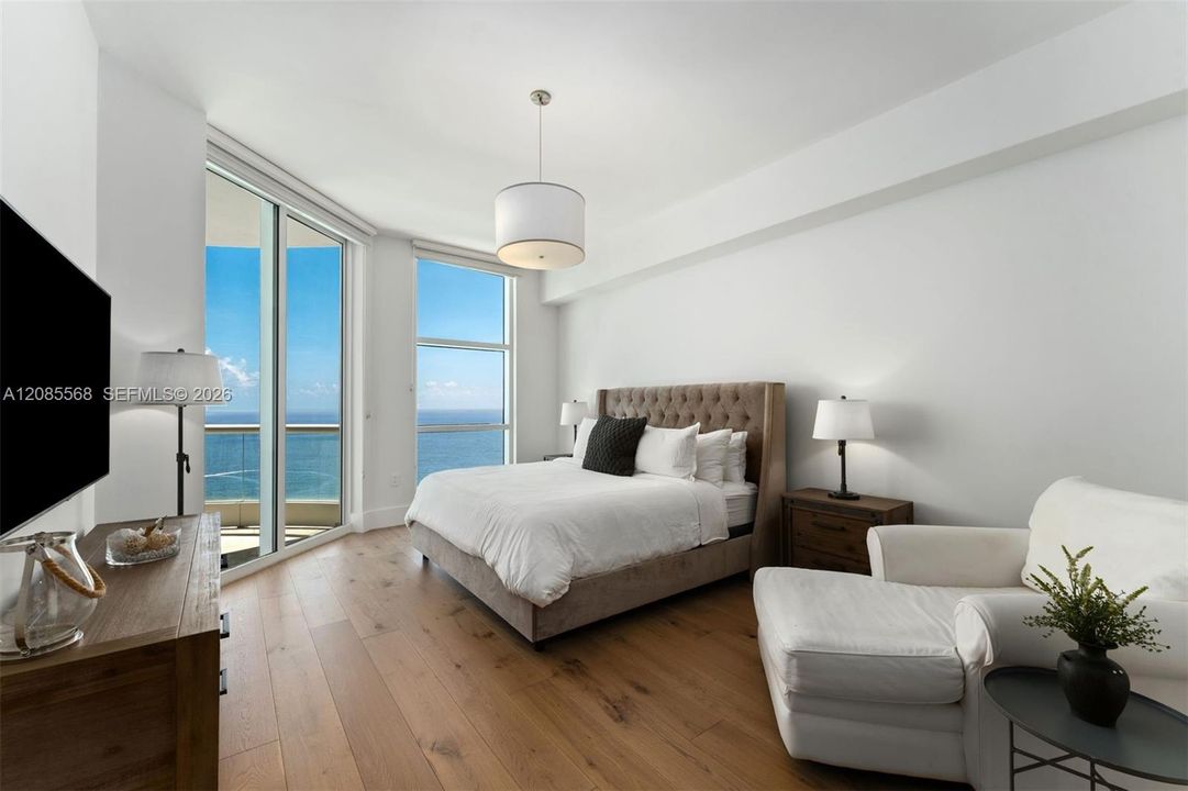 For Rent: $13,000 (2 beds, 3 baths, 2245 Square Feet)