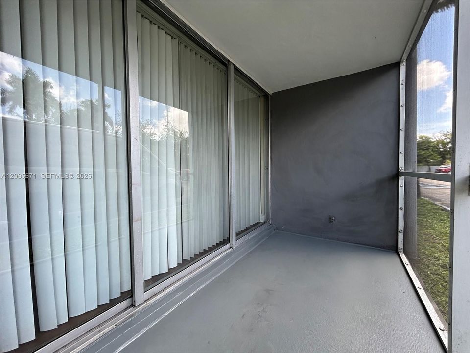В аренду: $1,600 (1 спален, 1 ванн, 785 Квадратных фут)