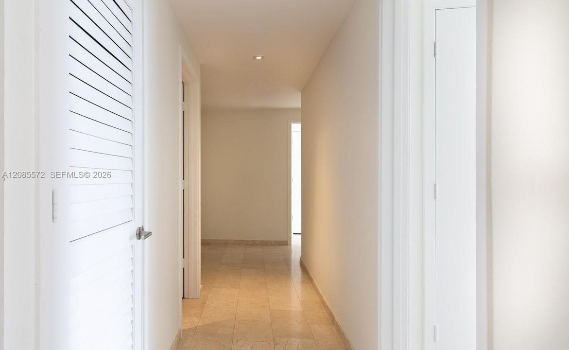 В аренду: $9,700 (3 спален, 3 ванн, 1660 Квадратных фут)