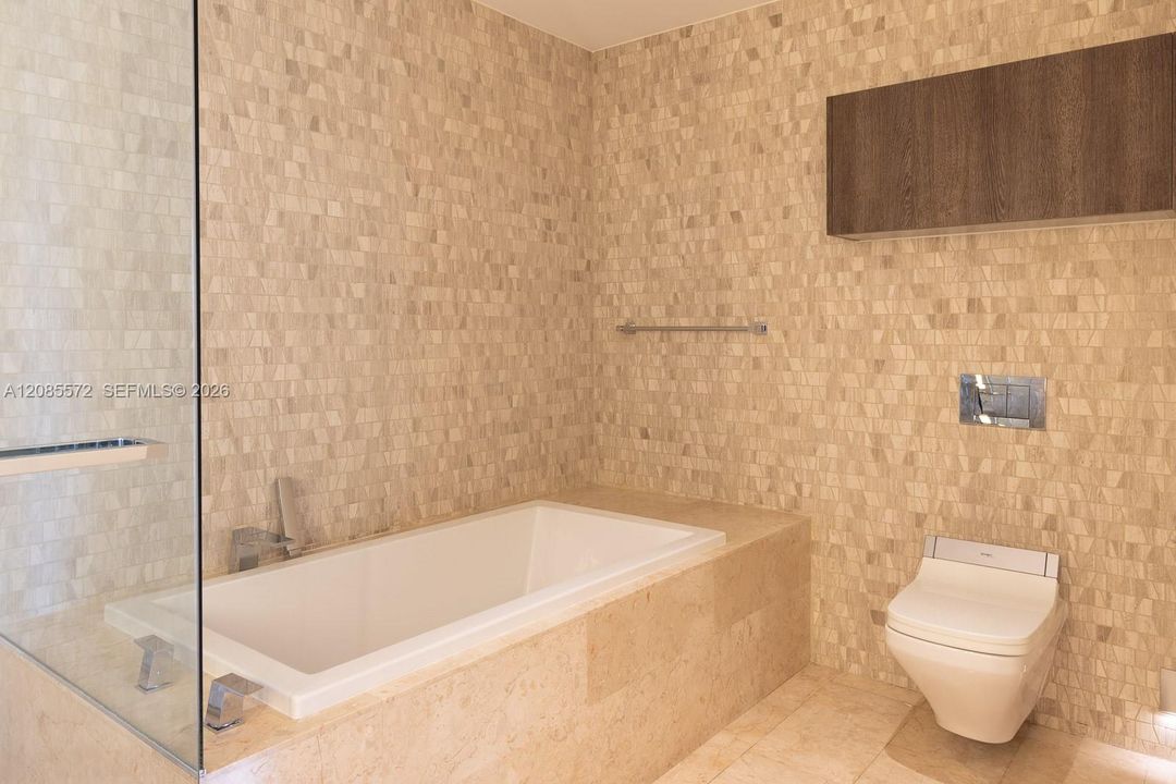 В аренду: $9,700 (3 спален, 3 ванн, 1660 Квадратных фут)
