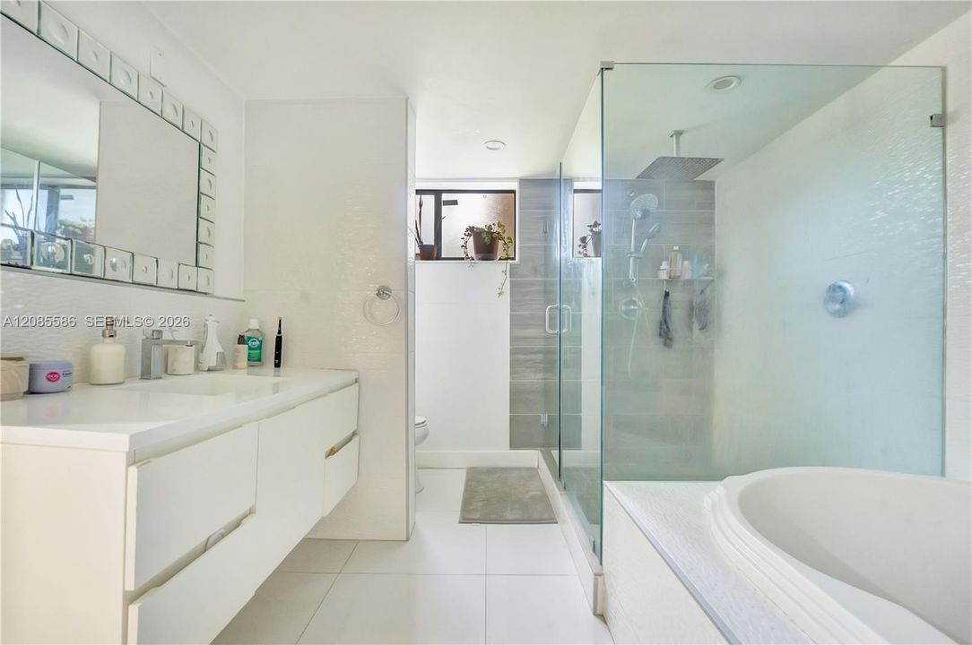 For Sale: $245,000 (3 beds, 2 baths, 1428 Square Feet)