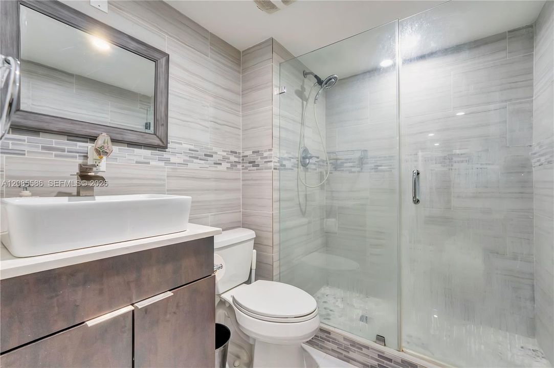 For Sale: $245,000 (3 beds, 2 baths, 1428 Square Feet)