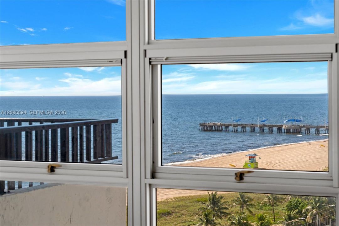 На продажу: $439,900 (2 спален, 2 ванн, 1050 Квадратных фут)