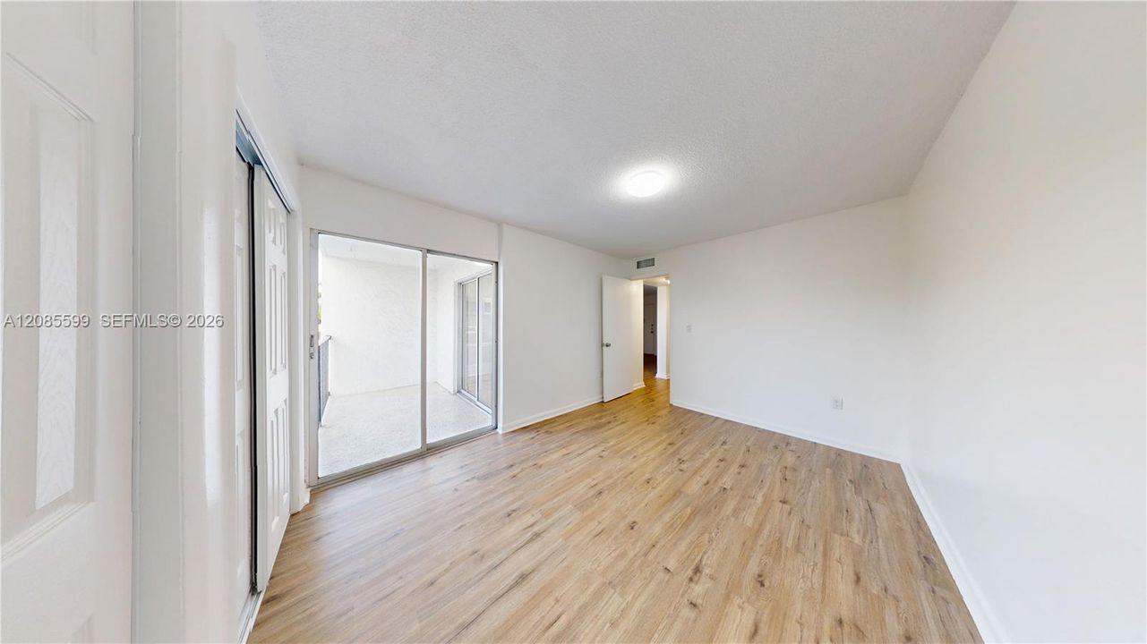 В аренду: $2,100 (2 спален, 1 ванн, 39116 Квадратных фут)