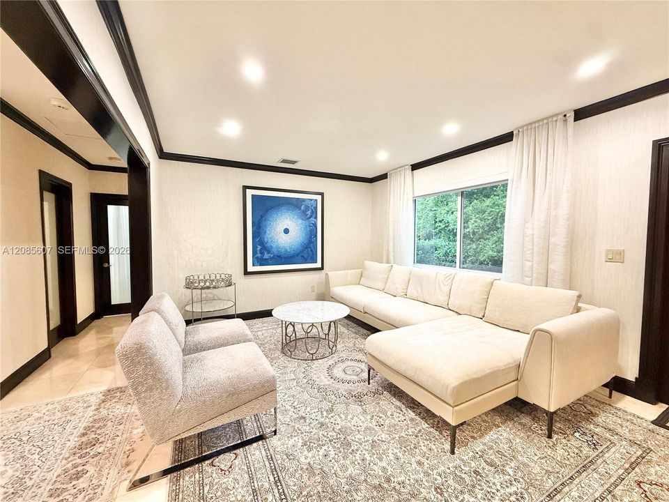 For Rent: $7,500 (2 beds, 3 baths, 1384 Square Feet)