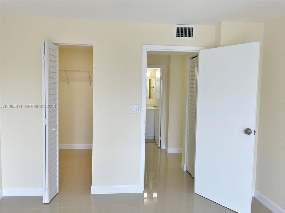 В аренду: $1,700 (1 спален, 1 ванн, 720 Квадратных фут)
