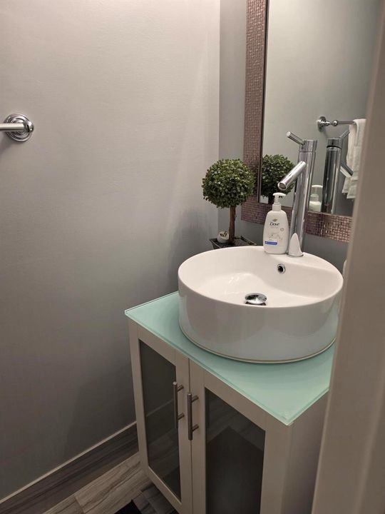 DOWNSTAIRS HALF BATH