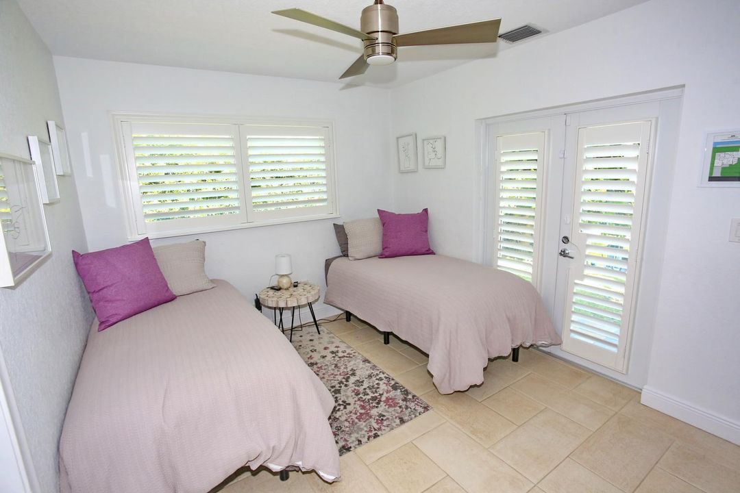 038-084-Bedroom 3-1500x1000