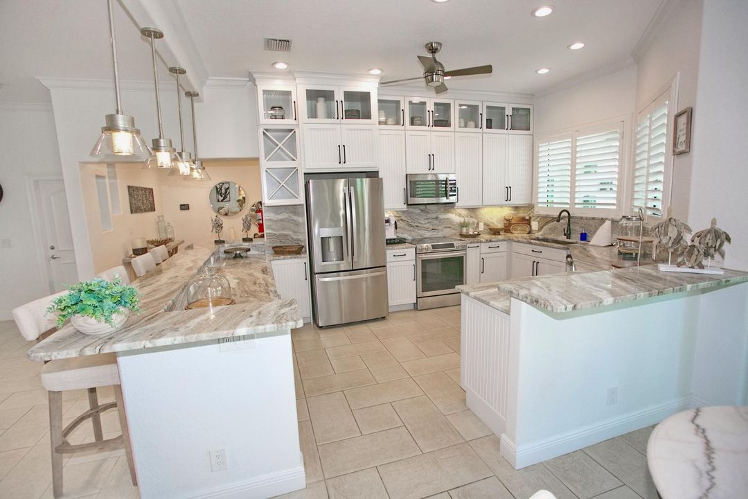 013-109-Kitchen-1500x1000