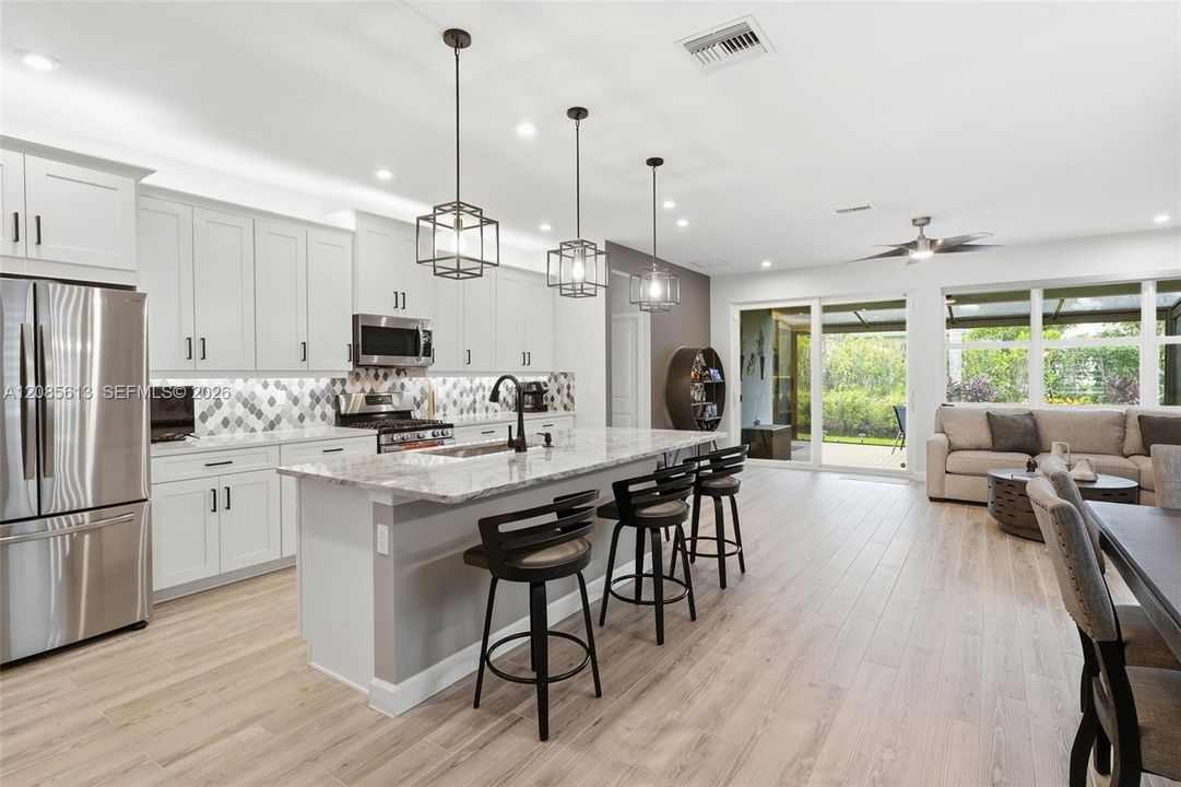 For Sale: $419,900 (3 beds, 2 baths, 1878 Square Feet)