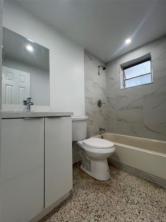 For Rent: $2,150 (2 beds, 1 baths, 4762 Square Feet)