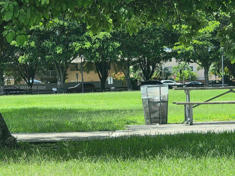 В аренду: $1,900 (1 спален, 1 ванн, 796 Квадратных фут)