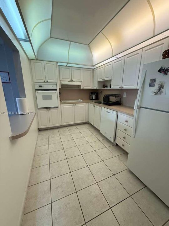 En Venta: $385,000 (1 camas, 1 baños, 1000 Pies cuadrados)