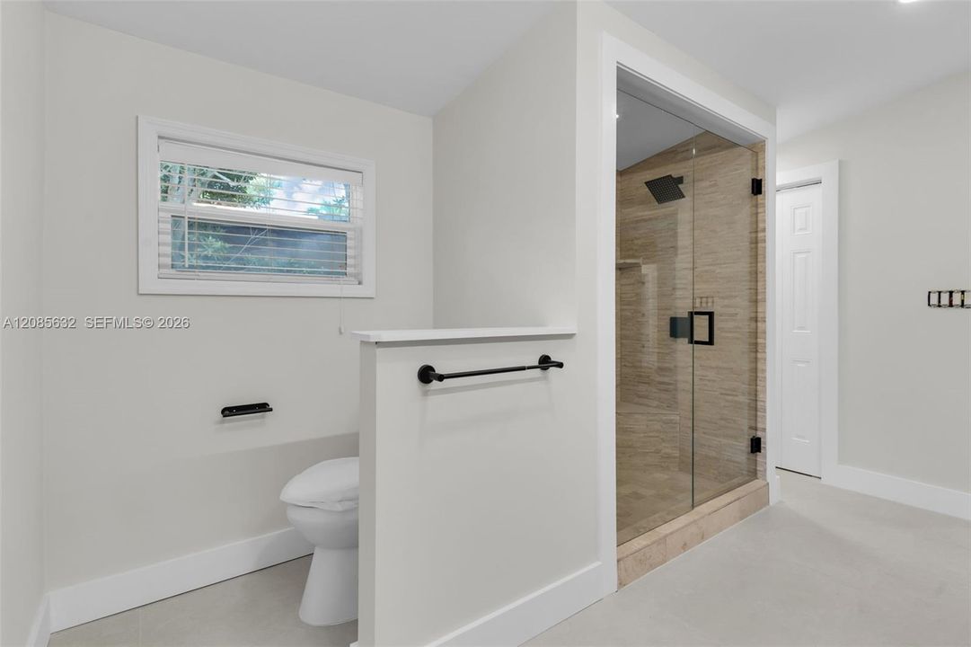 For Sale: $917,000 (3 beds, 2 baths, 1426 Square Feet)