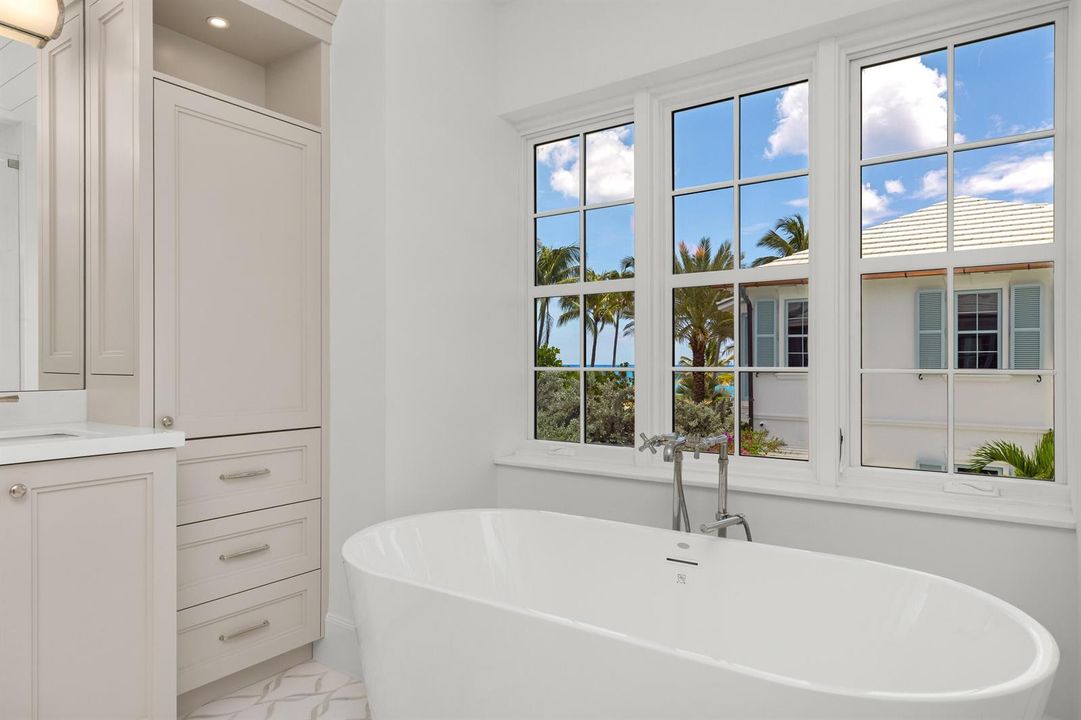 Guest House Primary Bath 2