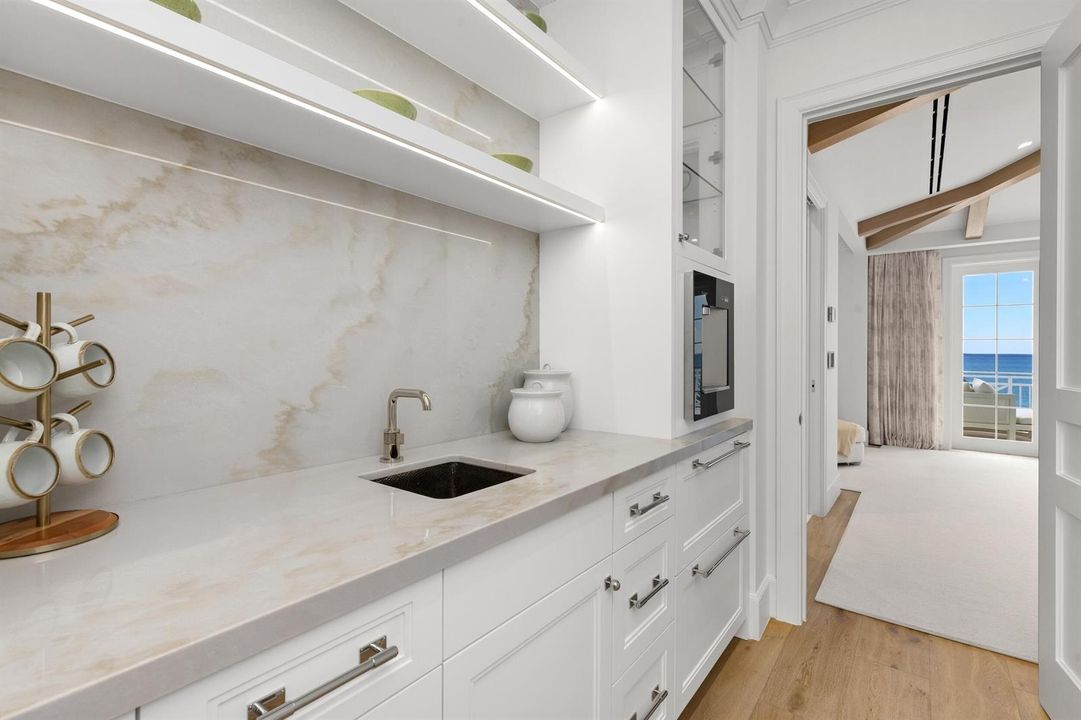 Primary Bedroom Coffee Bar/Wet Bar