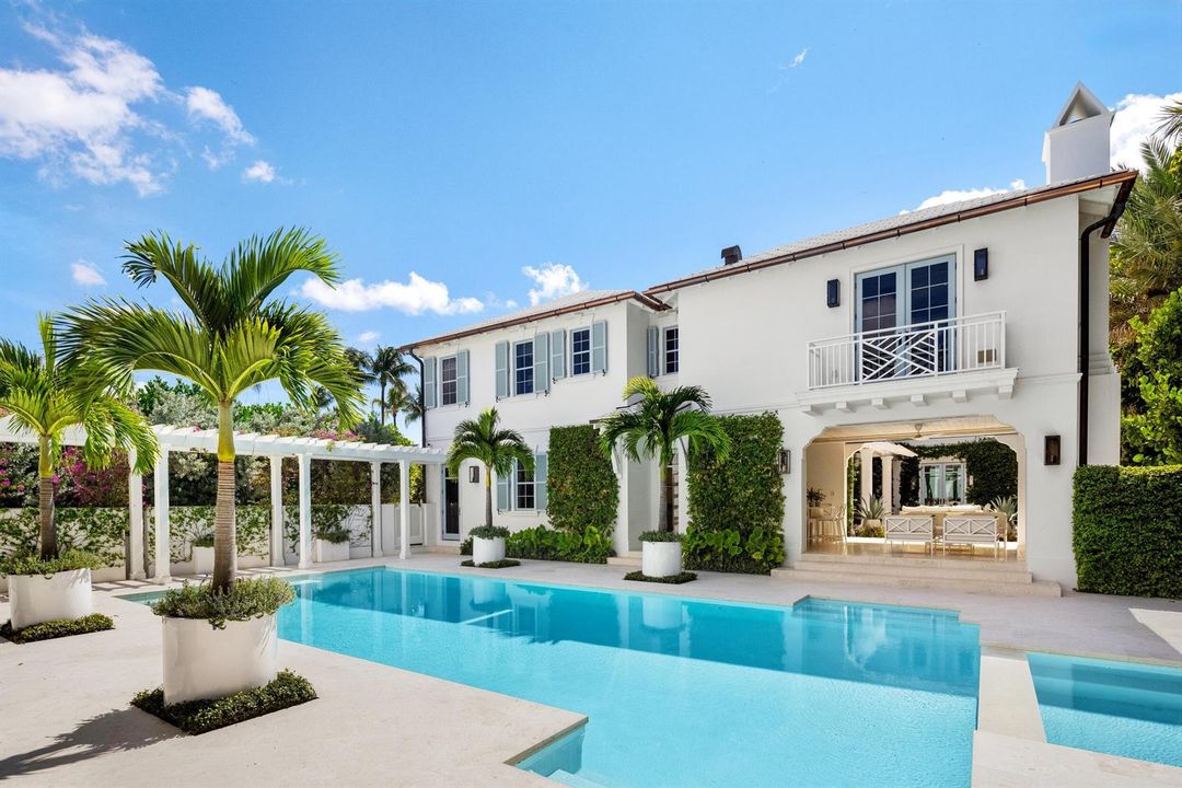 Pool to Main House
