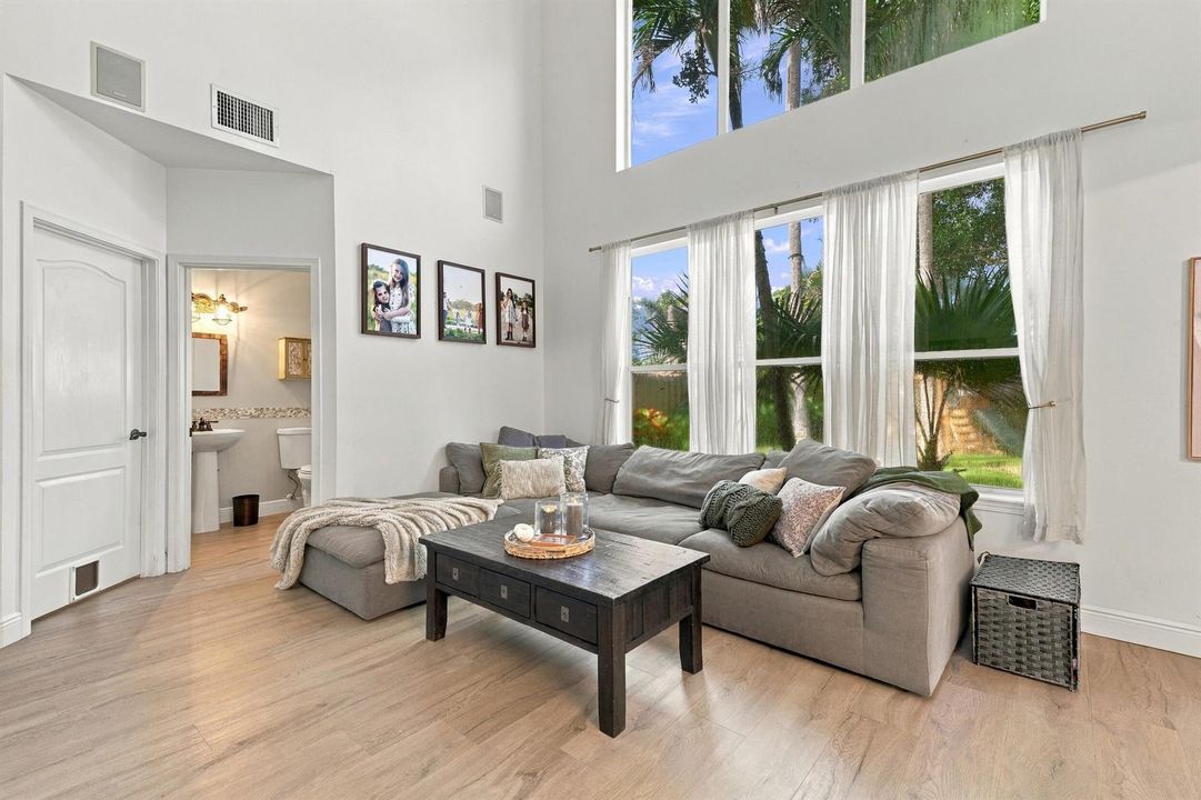 Palm Pointe