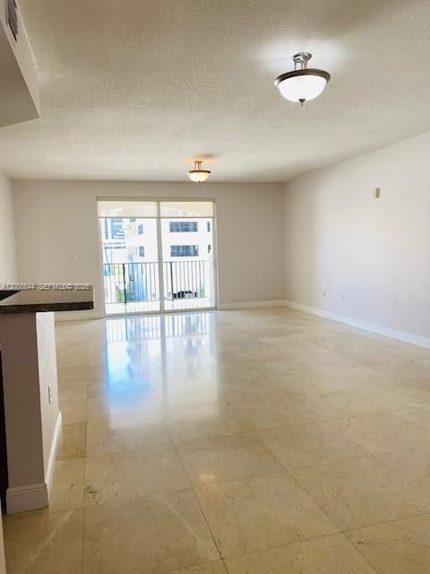 В аренду: $3,995 (2 спален, 2 ванн, 1489 Квадратных фут)